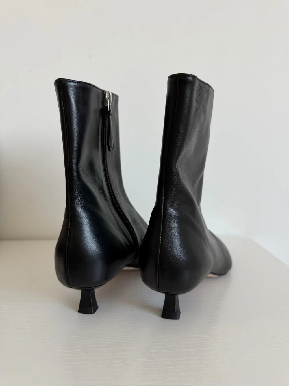 Freda Salvador 6 Lanna Ankle Boot Black Leather Kitten Heel